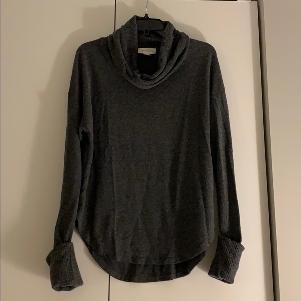 Treasure and Bond gray sweater size S